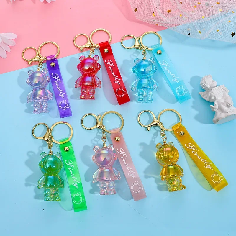 

Miniso semi-transparent and colorful astronaut key chains, keychains, pendants for men and women, and exquisite bag pendants