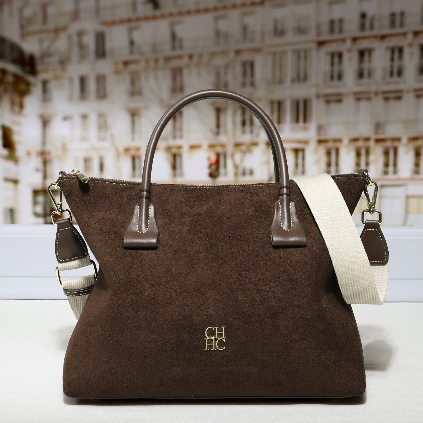 

Vintage Large-Capacity Solid Color Sheepskin Tote Bag for Women - Stylish Retro Handbag with Spacious Interior, Premium Leather