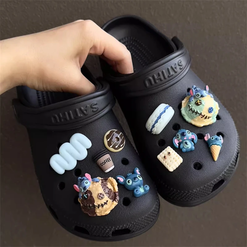 

New Kawaii 3D Cartoon Shoes Charms For Sandal Decoration And Diy Shoe Accessories For Kid Boy Girl Men Women Party Gifts