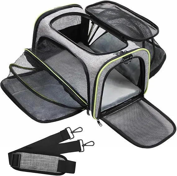 

4 Sides Expandable Pet Carrier Airline Approved Soft-Sided Dog Cat Carrier Bag with Fleece Pad for Cats Puppy and Small Animals