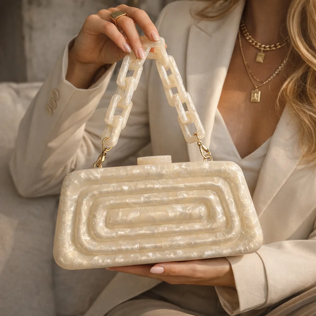 

Women's Ivory White Pearlescent Acrylic Handbag Round Layered Design Chain Handle Ideal For Dinner And Commute Luxury Exquisite