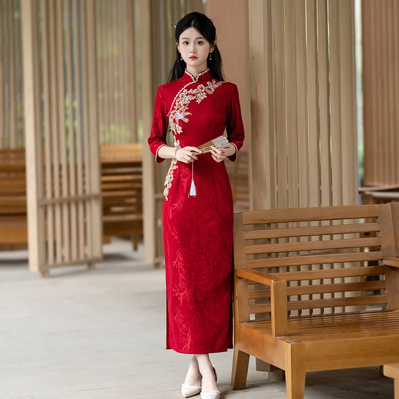 Embroidered Red Chinese Long Style Improved Cheongsam Young Style Women\'s Retro Long Sleeve Wedding Dress Qipao