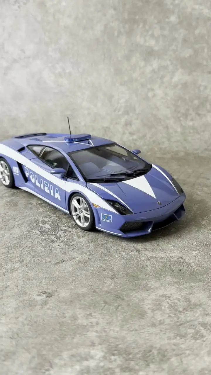 Autoart Diecast model 1/18 Lamborghini GALLARDO LP560-4 car model