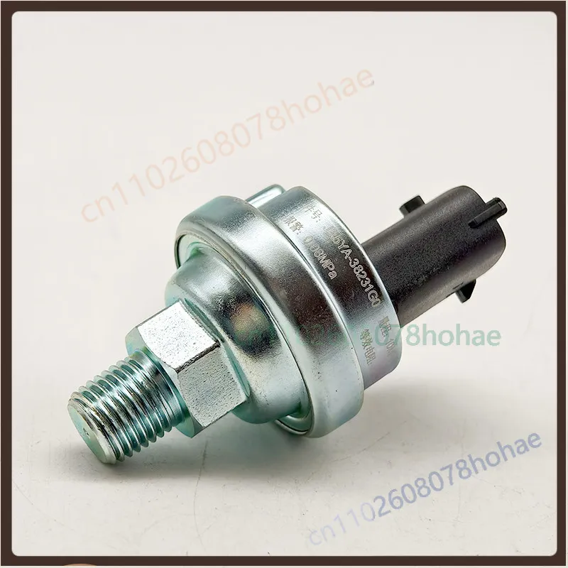 For Yuchai Bus JA5YA‑38231G0 Engine Oil Pressure Sensor Electronic Oil Pressure Induction Plug Coach Replacement Spare Part
