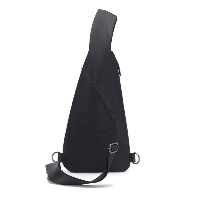

Eye Catching Men's Shoulder Bag With Spacious Interior For Organized Storage 066F