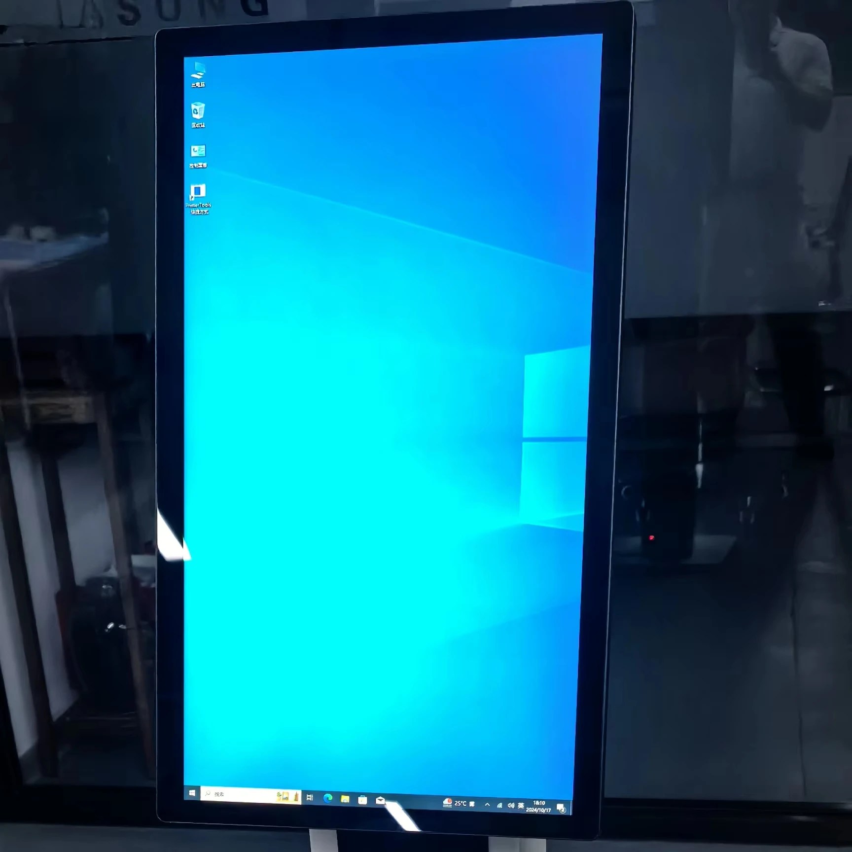 

21.5 Inch Floor Standing Self-Service Ordering Kiosk with Receipt Printer for Fast Food Restaurants, Hotels, and Retail Stores