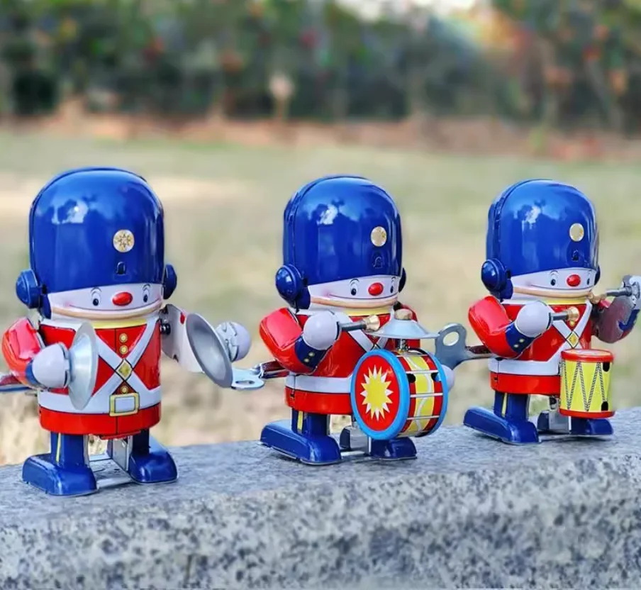[Zabawny] Klasyczna kolekcja Retro Nakręcany Mechaniczny Metalowy Chodzący Robot Zespołu Muzycznego z Cyny, Zabawka Mechaniczna, Prezent dla Dzieci