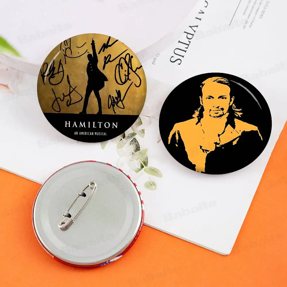 الأمريكية الموسيقية هاميلتون صفيح دبوس زر مخصص أنيمي دور المدرسة القديمة بروش الكرتون طوق شارة مجوهرات هدية المشجعين #5