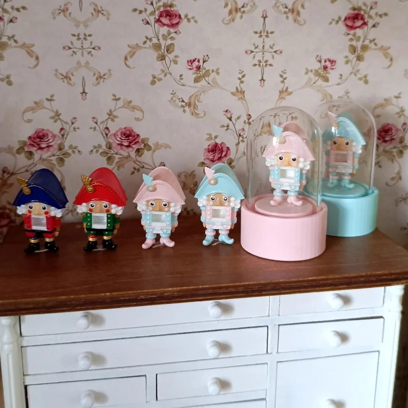 1:6 Dollhouse Model Furniture Accessories Nutcracker Doll Ornament Decoration Bjd Gsc Blyth Soldier Lol Miniatures Scene Props