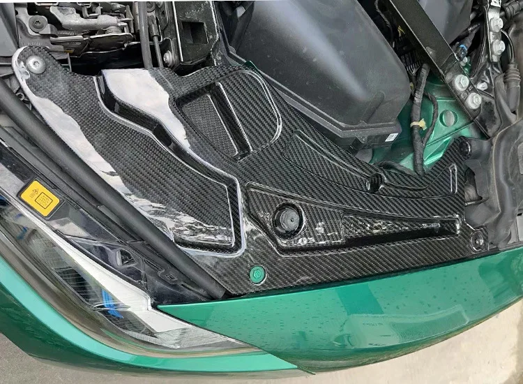 Hot Selling Car Engine Compartment Interior Parts Suitable for M3 M4 G80 G82 Dry Carbon Fiber Engine Compartment Mesh Panel