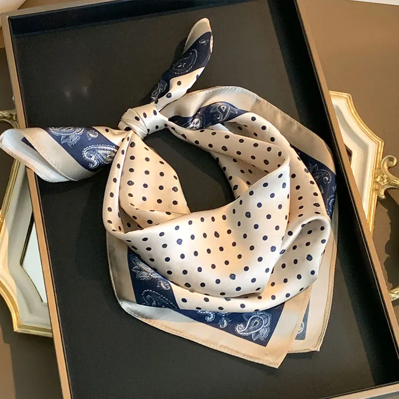 Thumbnail 3 - #18 Newest Silk Neck Scarf