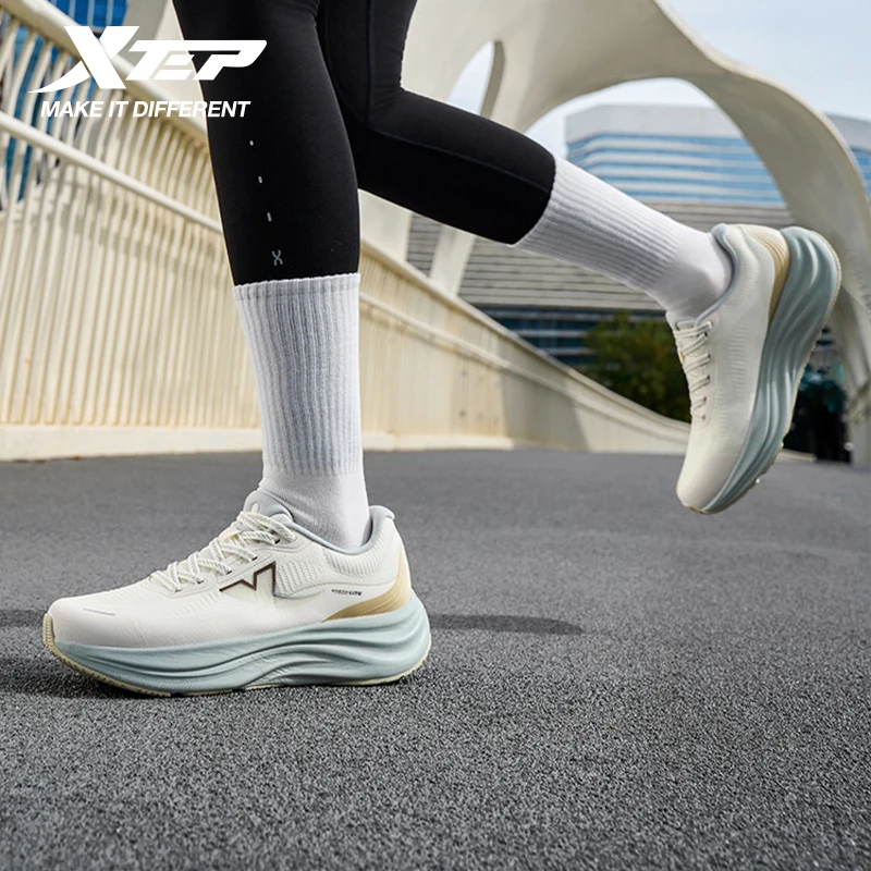 Xtep QINGYUN LITE Men's Running Shoes 2025
