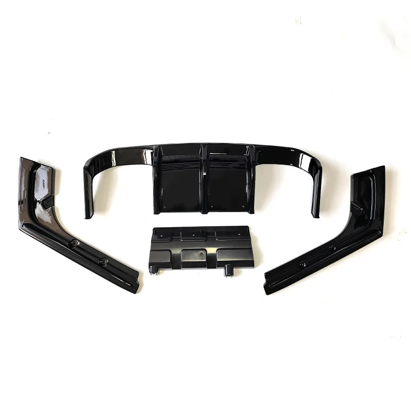 

Suitable for BMW 3 Series 4 Series rear lip F30F32F33F36 to M3M4 rear bar special V rear lip large surround