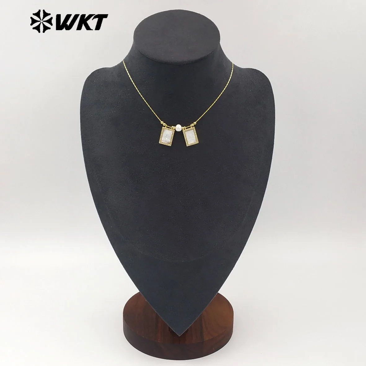 WT-JN393 New Sweet Popular 16inch Natural Shell Square Shape Necklace With 18k Real Gold Plated  For Women