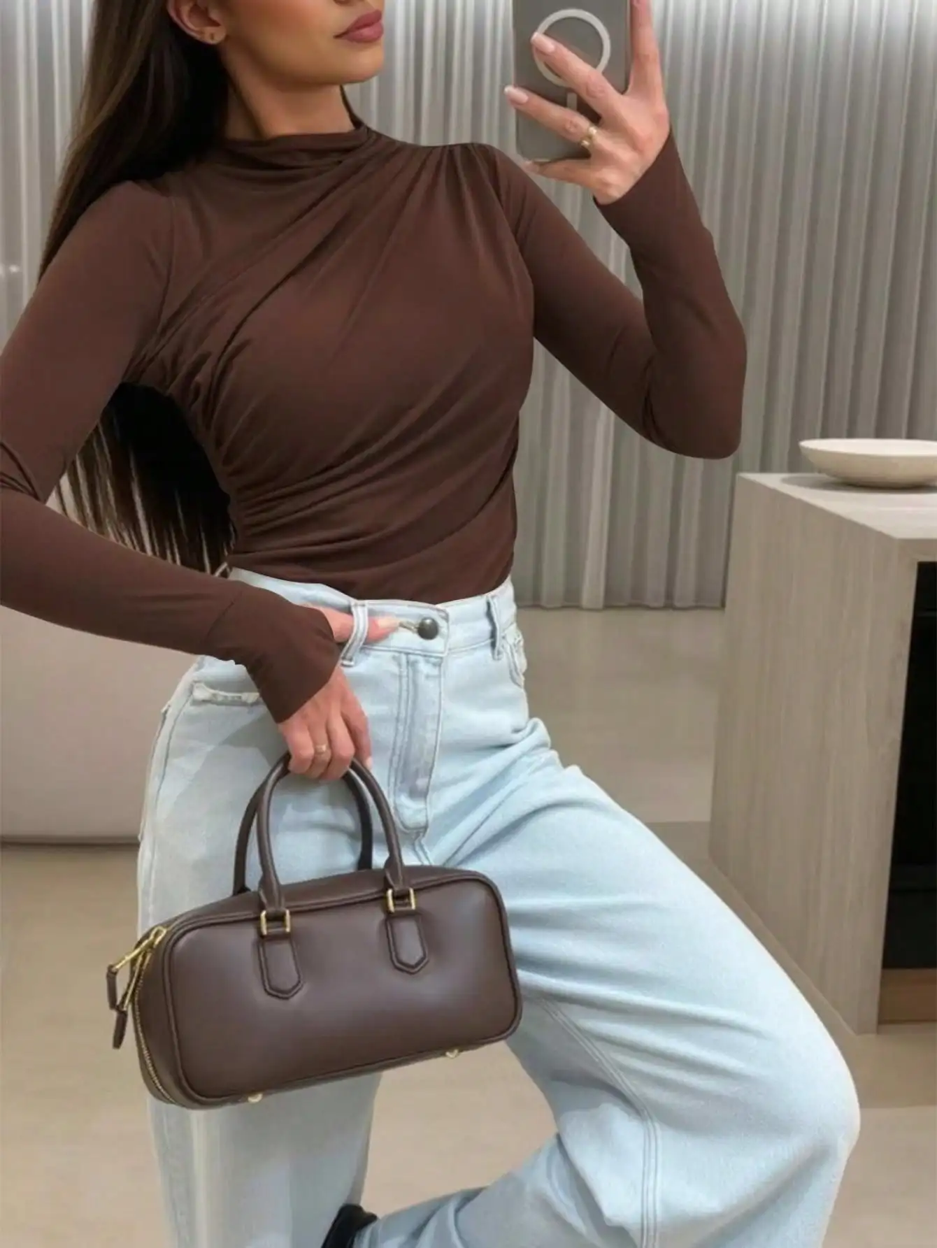 

Fisoew women's Basic Tops Fall New Arrival Early Autumn Versatile Slim Fit Thin Layering Tee Long Sleeve T-Shirt