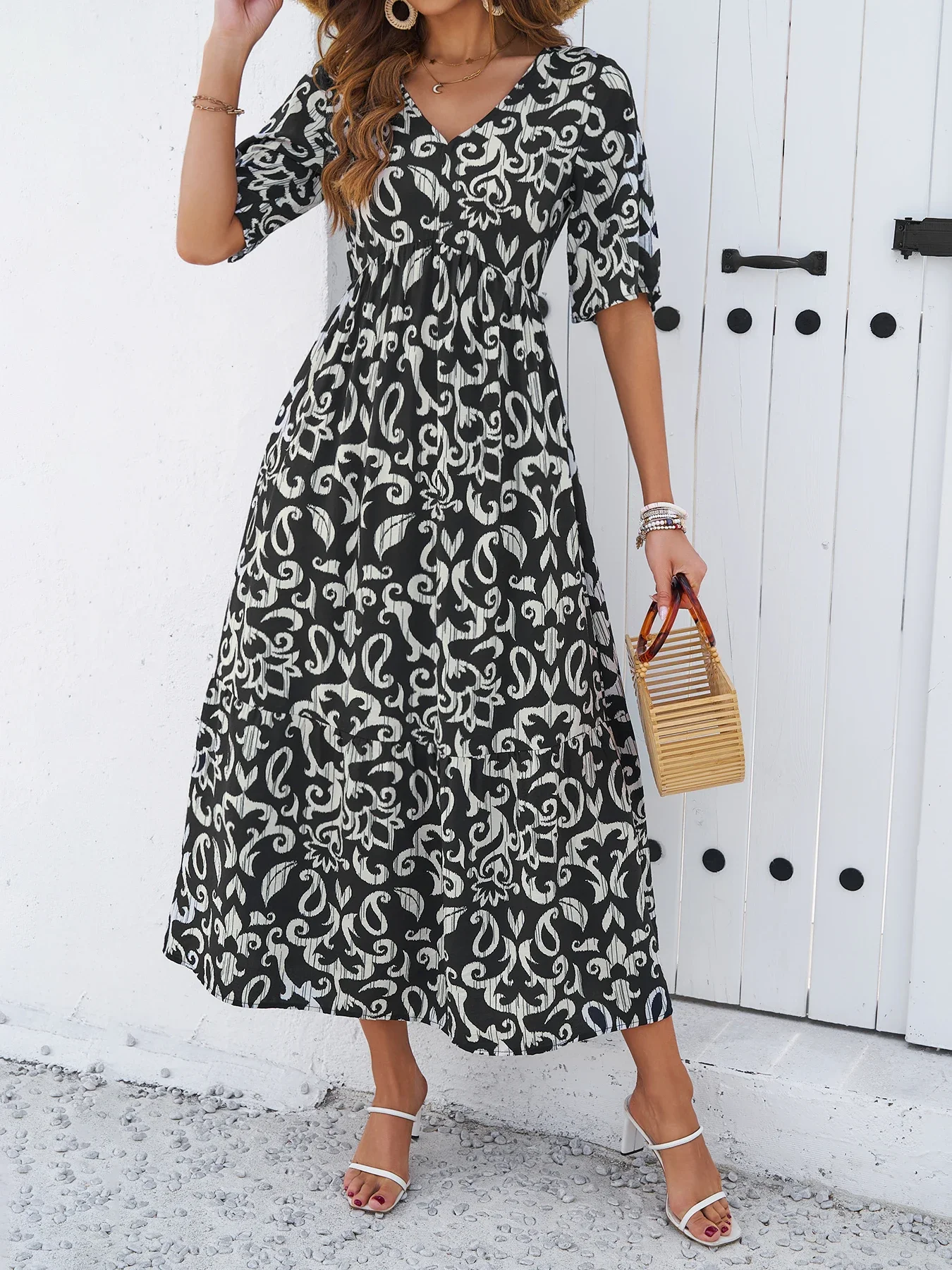 

New Fashion Summer Women Casual Y2K Retro Floral V-Neck Loose Bohemia Holiday Beach Midi Ladies Streetwear Female Flower Dress