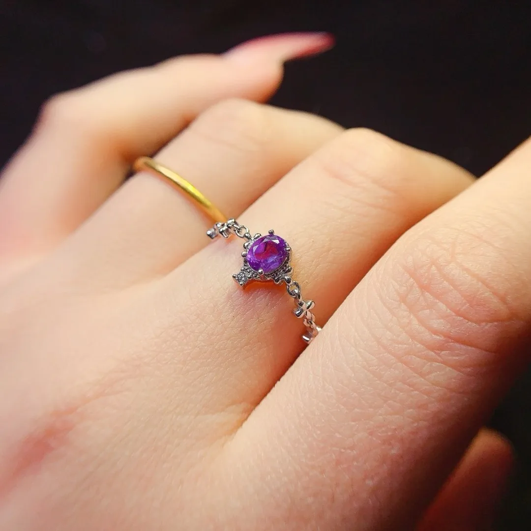 

Роскошное кольцо из стерлингового серебра S925 с натуральным аметистом, предназначенное для женщин, которые помогут высококачественных модных украшений