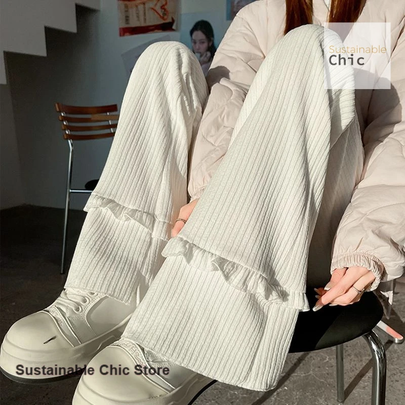 French Auricularia lace Austrian velvet micro-pants women's autumn and winter new velvet soft waxy leisure mop wide-leg pants.