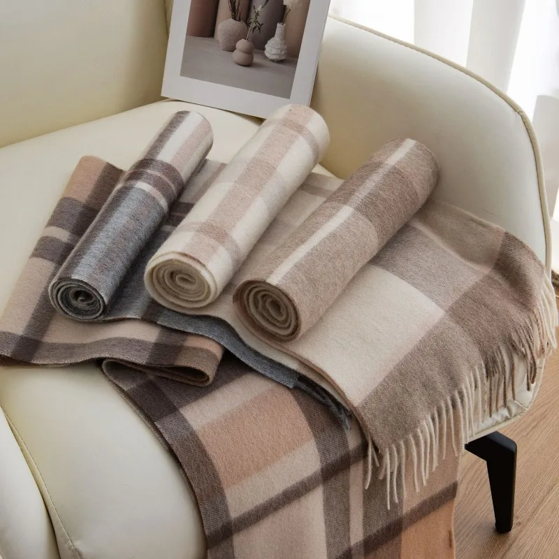 وشاح نسائي 100% من الصوف السميك للخريف والشتاء متقلب دافئ ومريح للتسوق متعدد الاستخدامات وإنشاء أجواء