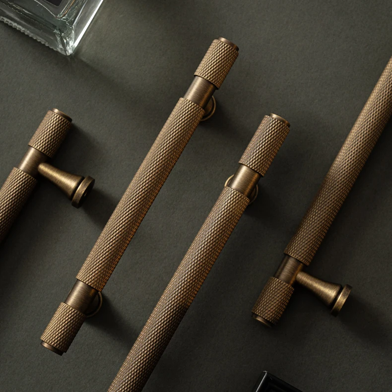 Santaya Solid Antique Brass Handles With Knurled Cross Pattern for Kitchen Cabinet T Bar Pull Bedroom Wardrobes and Drawer Knobs