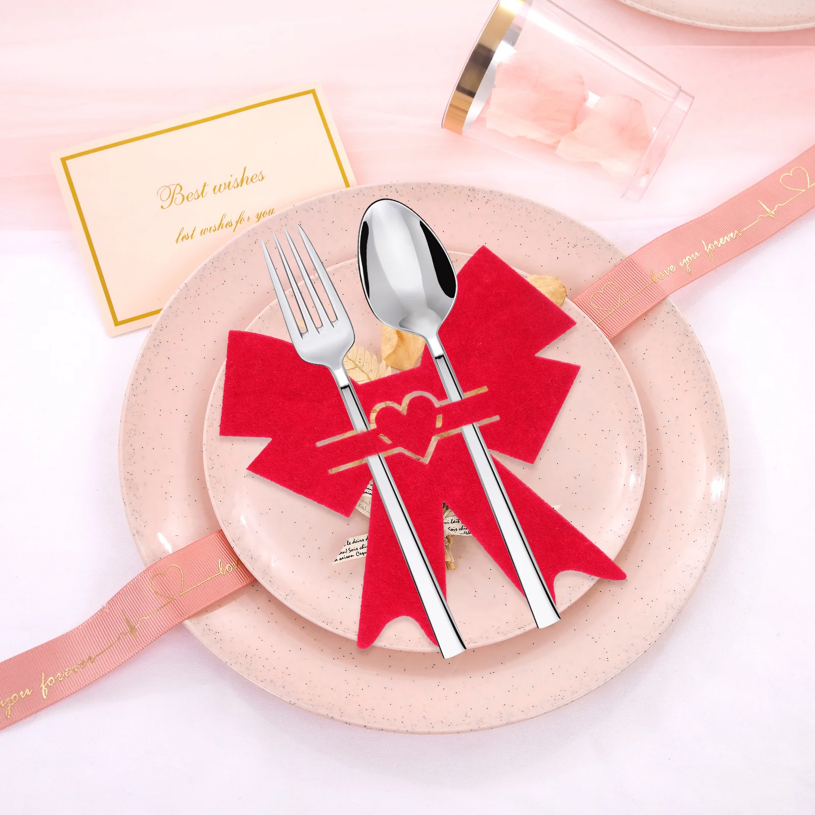 

4 Pcs Bow Knife and Fork Bag Bowknot Tableware Holders Cutlery Decorative Holiday Sleeve Forks Pouch Heart Design