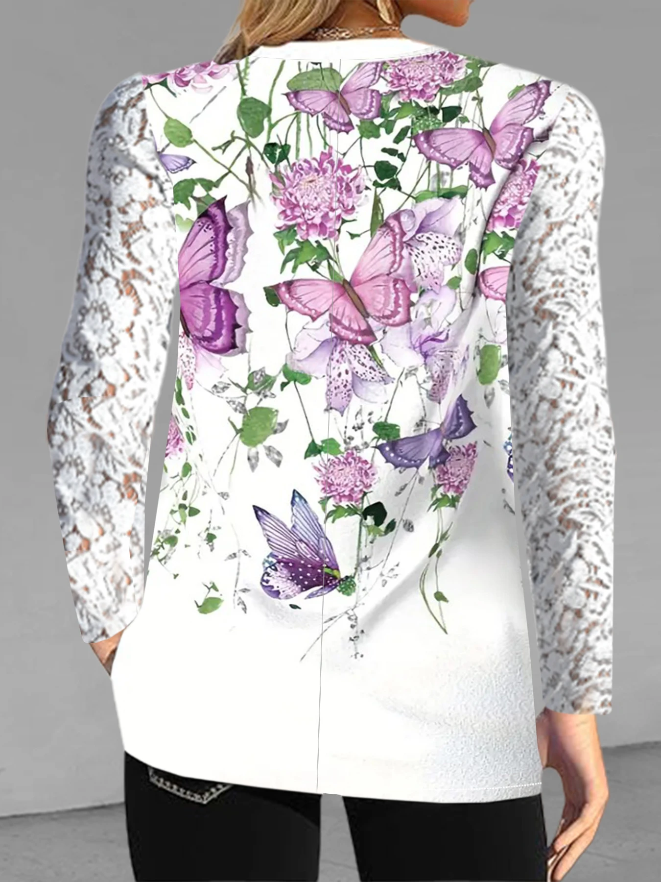 Fashion Floral Printed Blouses Shirts Women Casual  Full Long Sleeve V Neck Shirts Tops Ladies Patcchwork Lace Shirt