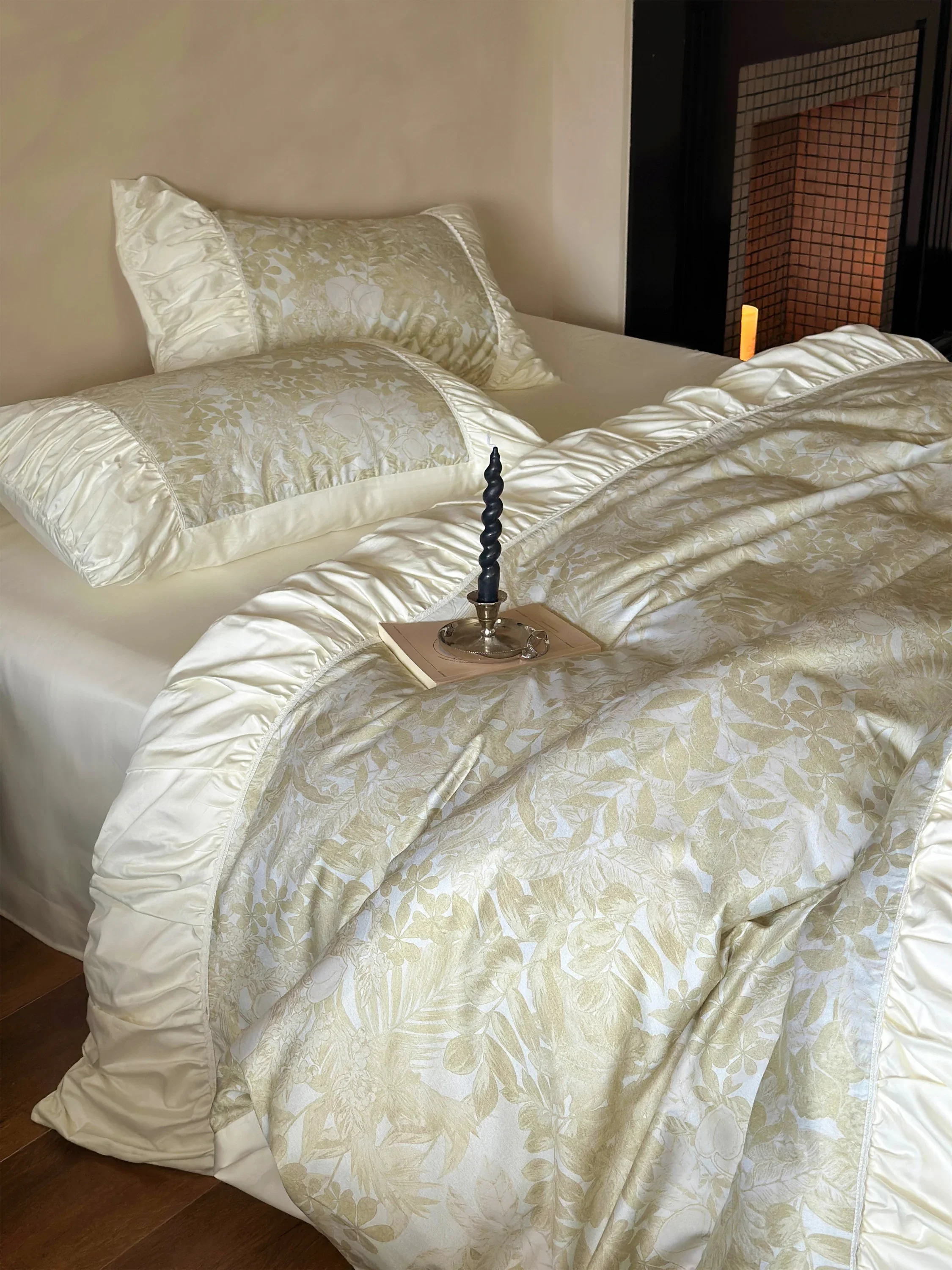 

Mint Dream - 100 cotton French girl pleated four-piece cotton long-staple cotton quilt cover bedding