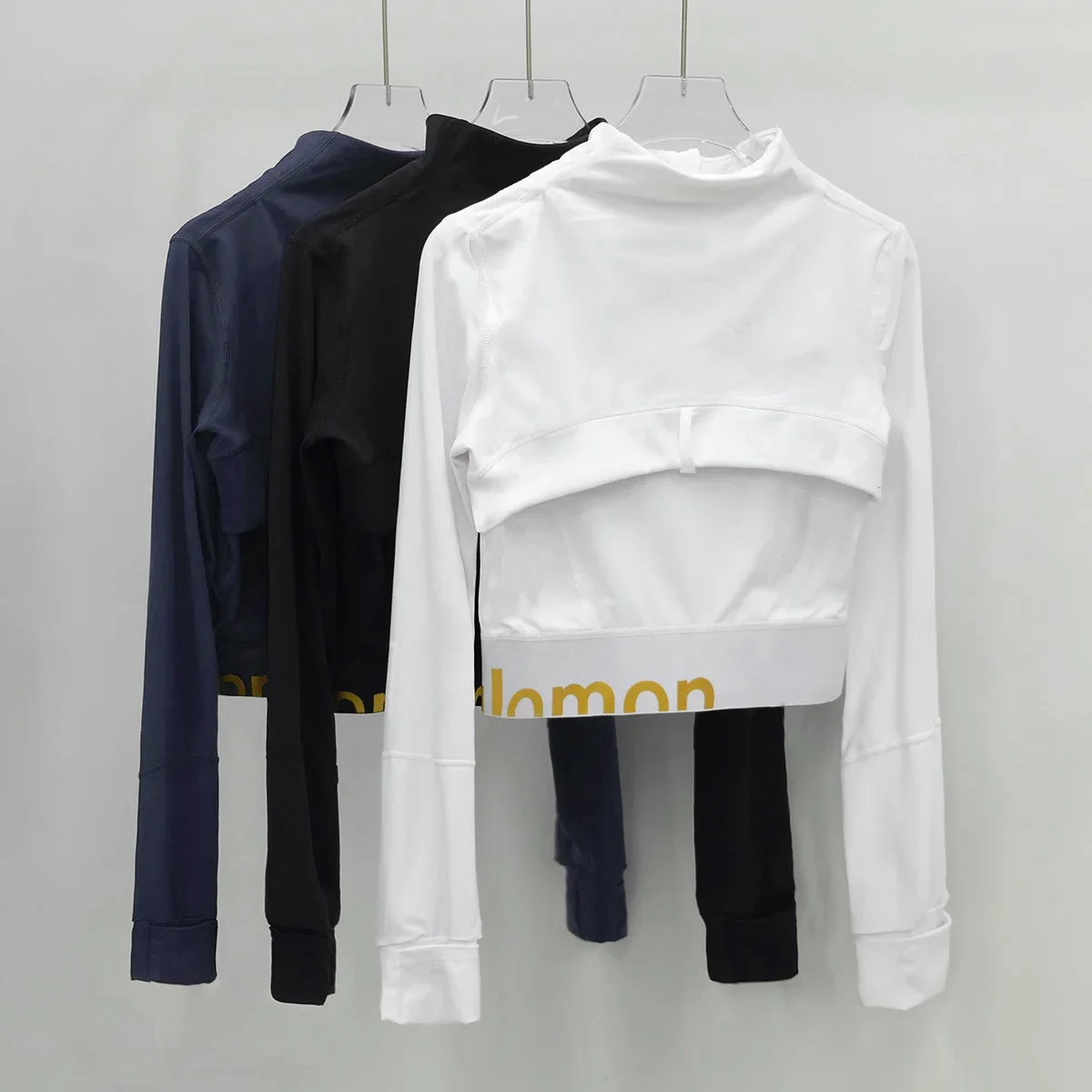 سترة يوجا مقصوصة للنساء من Lemon - معطف رياضي مصقول على الوجهين خفيف الوزن وقابل للتمدد للياقة البدنية والجري وصالة الألعاب الرياضية