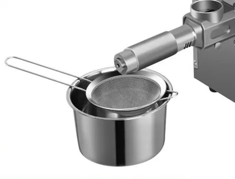 Automatic Screw Oil Press/ Sesame Soybean Oil Pressing Production Machine For Sale