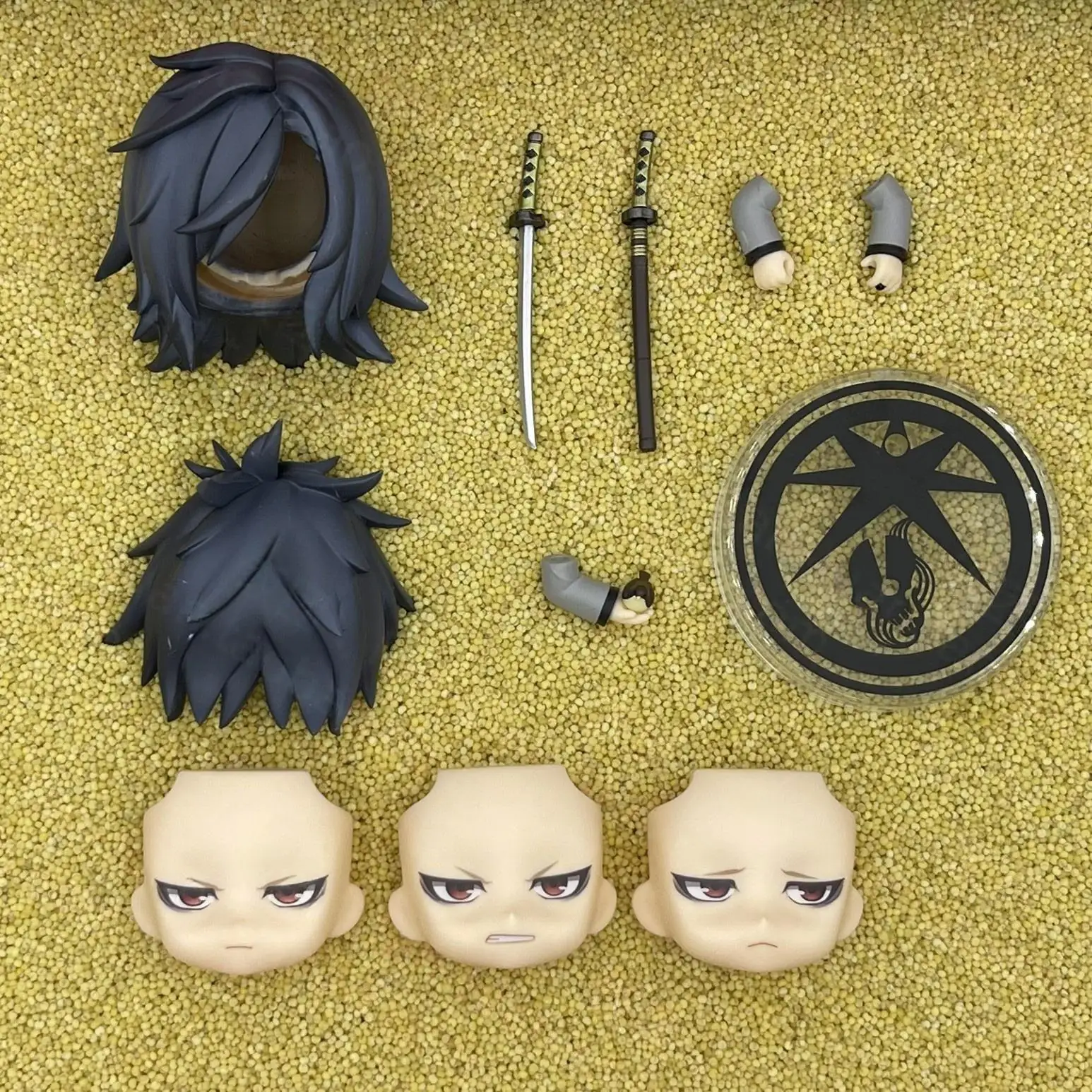 

dadiantaiguangshi GSC Clay Man Face doll face hair doll accessories