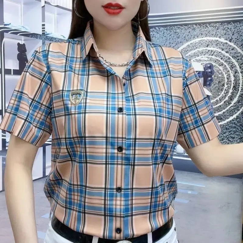 

Summer 2026 Men's Casual Short Sleeve Shirt Fashionable Plaid Business Half Sleeve Shirt Polyester Youth Popular Polyester Fiber