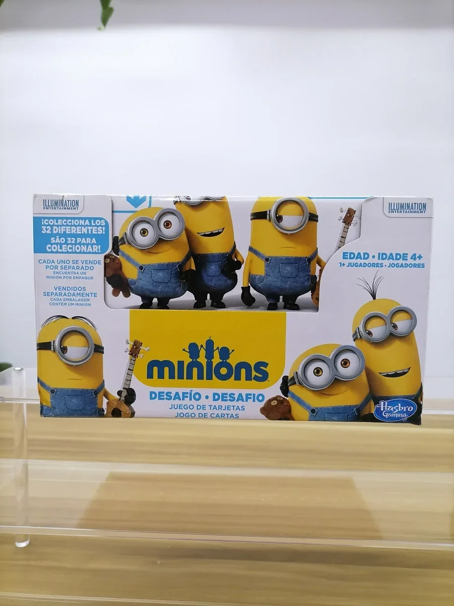 Minioncon bigeyescuteandclums circondato da scatole cieche giocattoli alla moda impiegati regali per bambiniornamentstoys regali