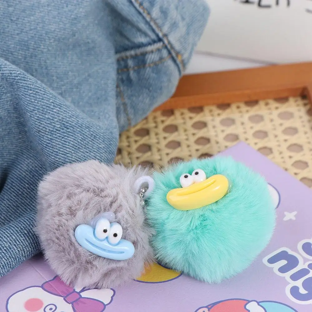موضة الكرتون مضحك مهرج المفاتيح بلوشيز صغيرة السجق الفم كيرينغ Kawaii الملونة كبيرة الفم أفخم قلادة حقيبة معلقة