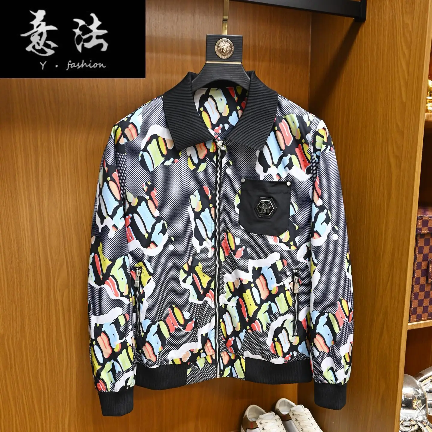 

2025 New Trend Fashion Personality Printed Lapel Jacket Niche Design Sense Pocket Zipper Men's Handsome Jacket Men's