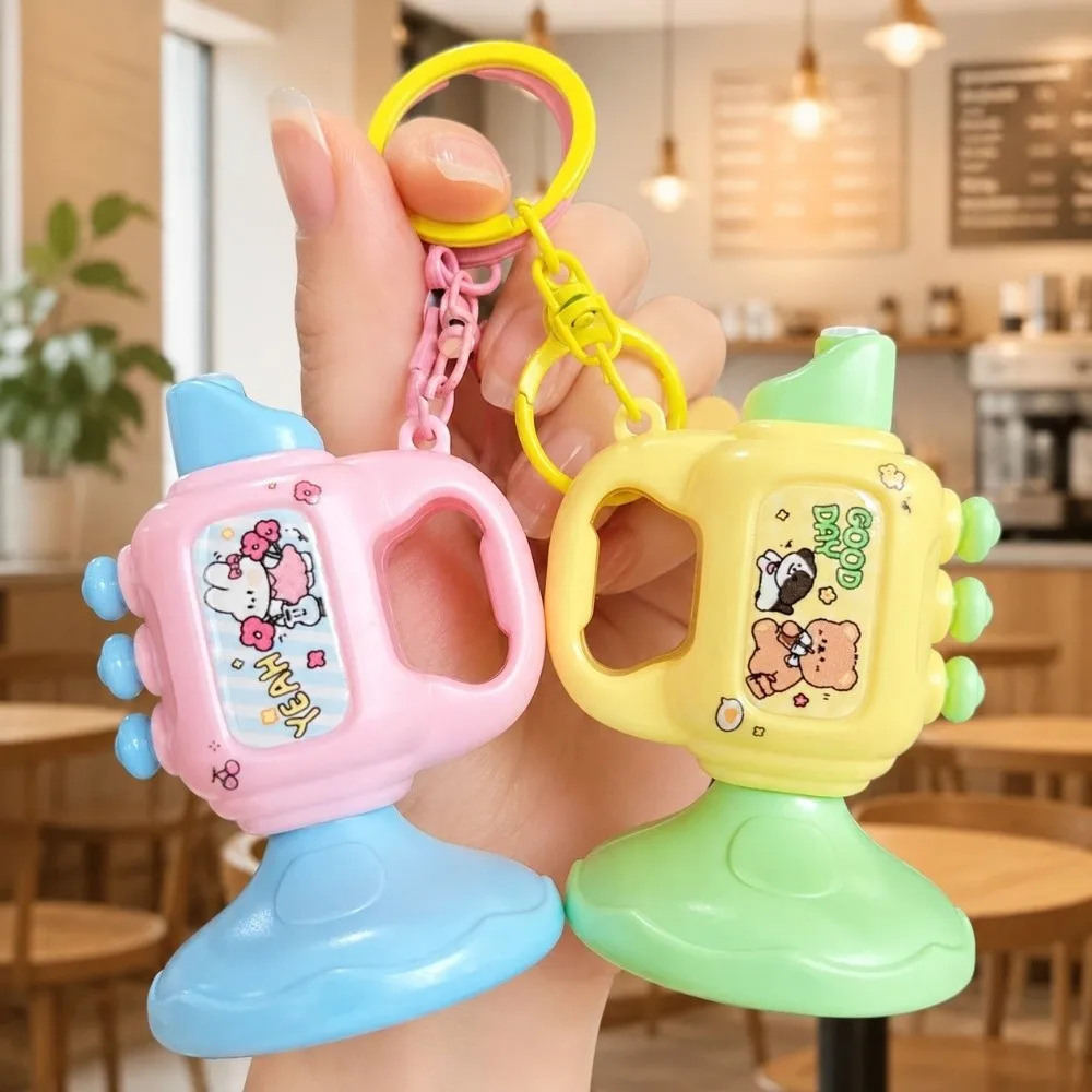 Lightweight Funny Trumpet Keychain Mini Can Be Blown Hanging Bag Charm Plastic Portable Playable Keychain Children