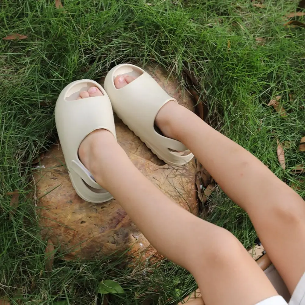 通気性のあるソフトなアウトドアサンダル、快適なEVA厚底子供用スリッパ、超軽量ビーチシューズ