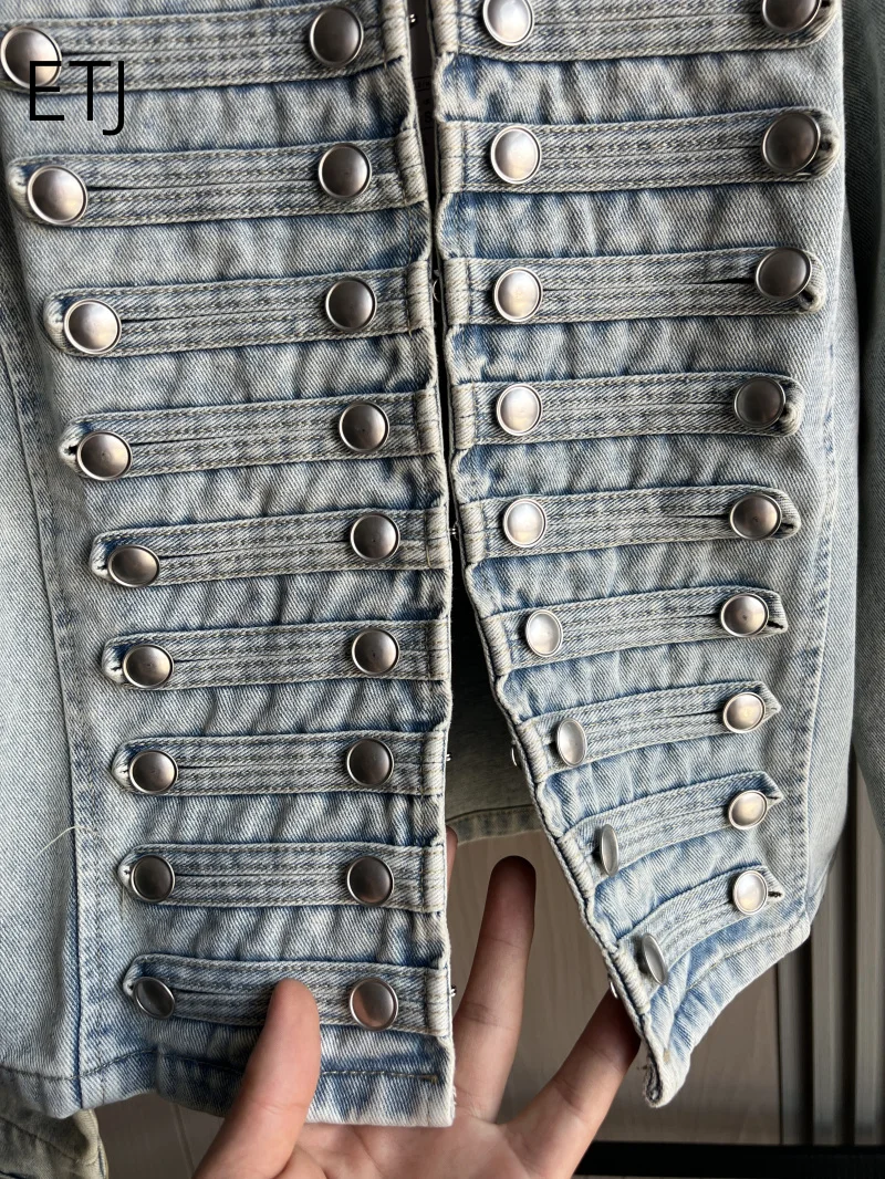 ETJ 2026 Damen Napoleon-Stil Jeansjacke Vintage Militär Doppelreihiger Mantel Silberne Knöpfe Slim Fit Herbst Oberbekleidung – Detail 23