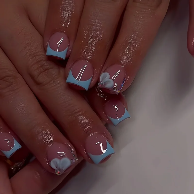 24개 심플 플라워 프레스온 네일 세트 오렌지 프렌치 중간 길이 사각형 가짜 네일 팁 재사용 가능한 네일 아트 완성 매니큐어