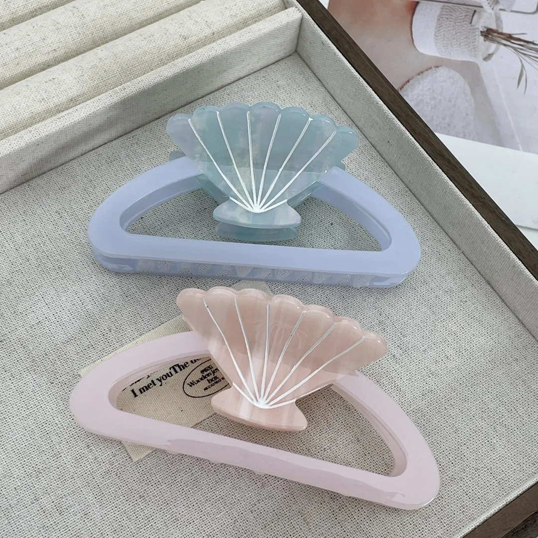

DuoShang 9.3CM Hollow Shell Acetate Hair Claw Ocean Series Claw Clips Summer Trendy Hair Clips for Women Girls Hair Accessories