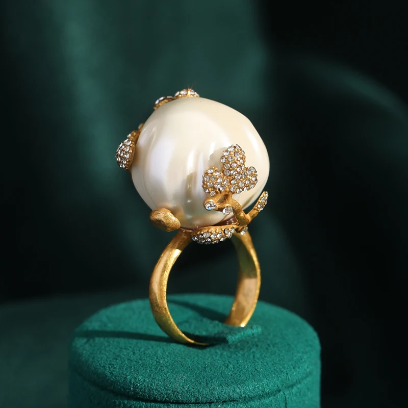 

Bridal Baroque Pearl Vintage Rings Brass Gold Color Open Adjustable Rhinestones Finger Jewelry Accessories for Women Wedding