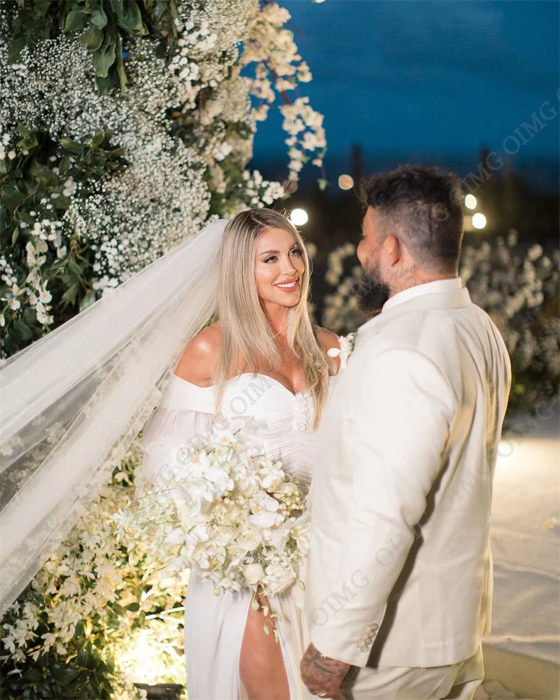 OIMG-vestidos de novia modestos de gasa con corte en A, traje de novia con abertura lateral, escote Corazón, mangas largas, tren de barrido