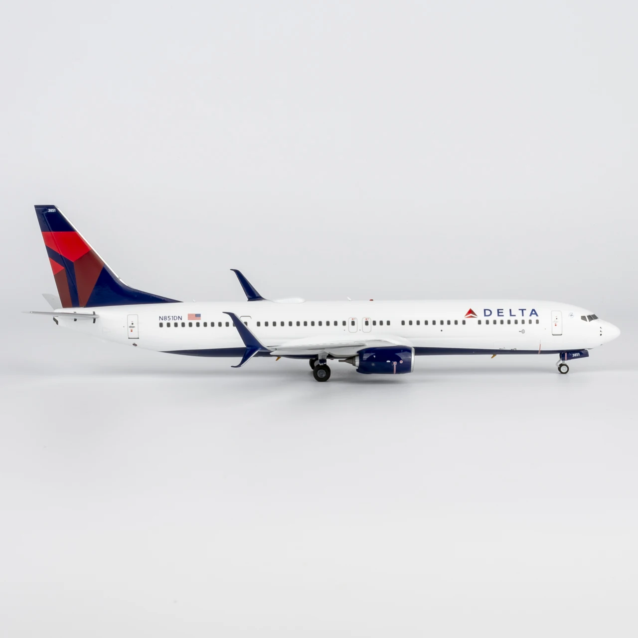 09008 سبيكة تحصيل طائرة هدية NG نموذج 1:200 دلتا خطوط الهواء "SkyTeam" بوينغ B737-900 دييكاست طائرة نموذج طائرة N851DN