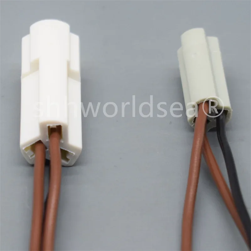 

1Sets 3 Pins automotive connector Plug N3810-9903 N3820-9930