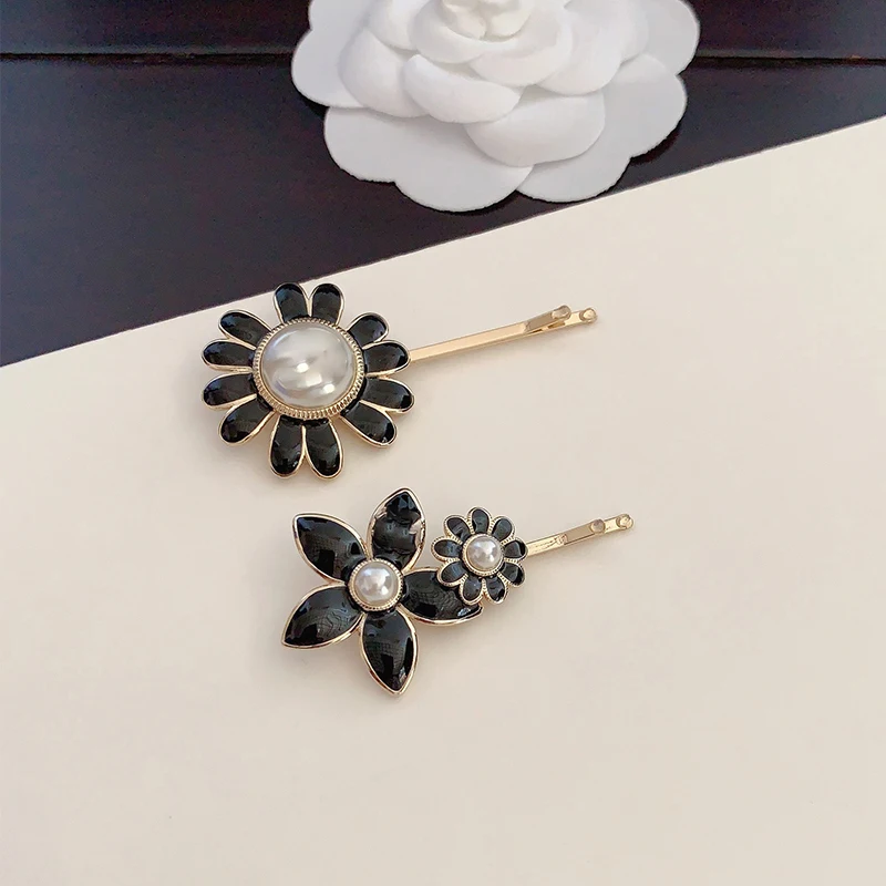 

Top quality sunflower hair clips, luxurious jewelry accessories, and trendy gifts for women and girls from European and American