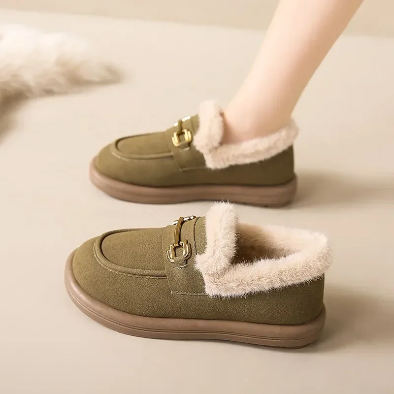 Stivali da neve piatti da donna Outdoor Slip-on caldi mocassini in peluche scarpe in cotone donna Casual Comfort Soft Flat mocassini invernali