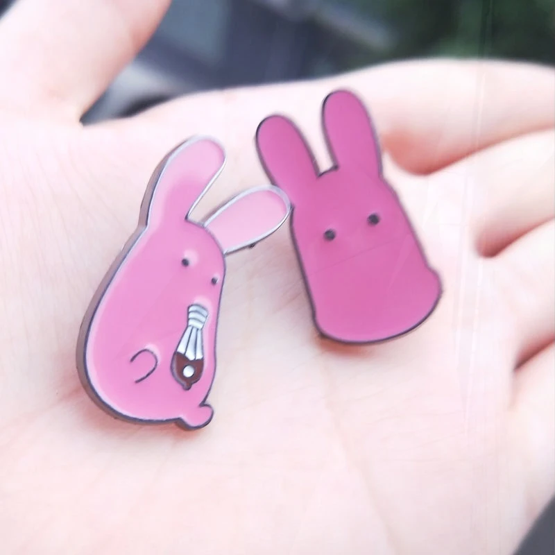 Mokke Enamel Lapel Pins Pinsk Bunny Badge 2021 Anime Toilet Bound Jibaku Shounen Hanako-kun Rabbit