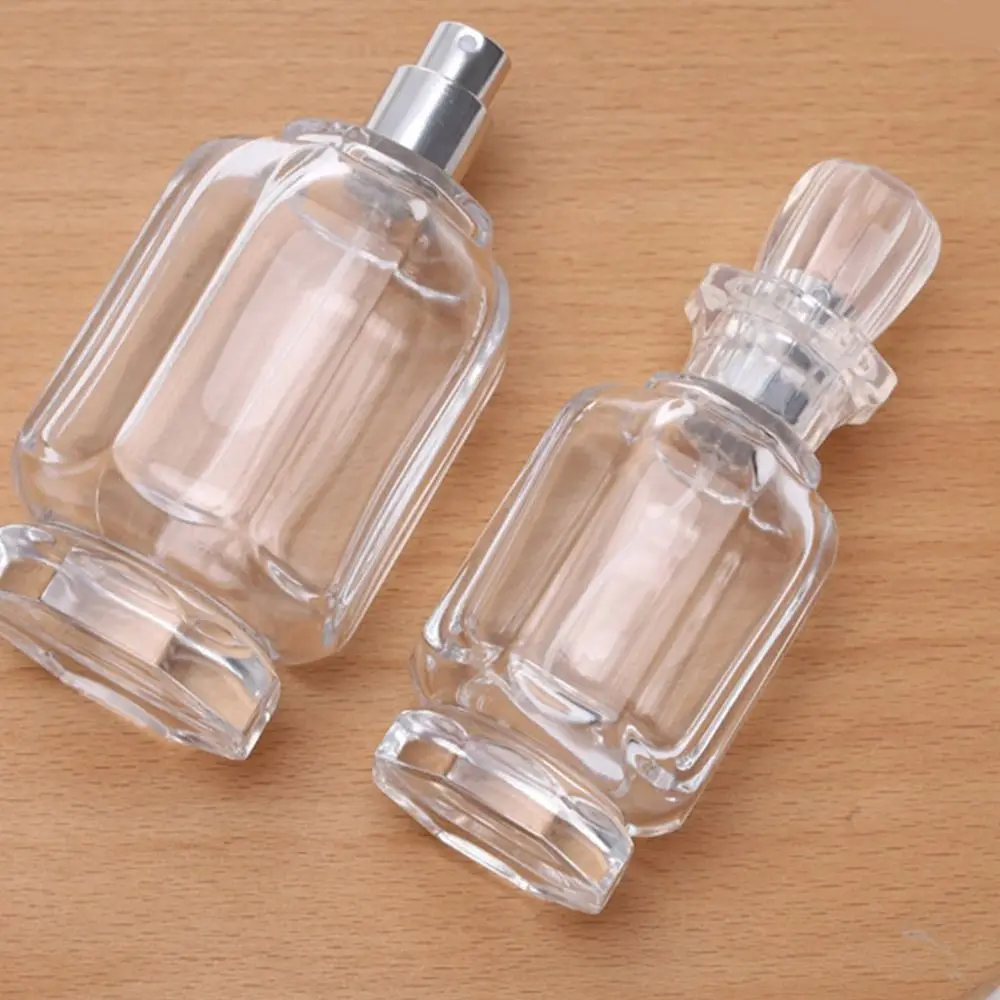 ล้างโปร่งใสขวดน้ําหอม Sub-bottling กดประเภทขวดน้ําหอมแก้วชาร์จ 50ml 100ml Liquid Sprayer สาว