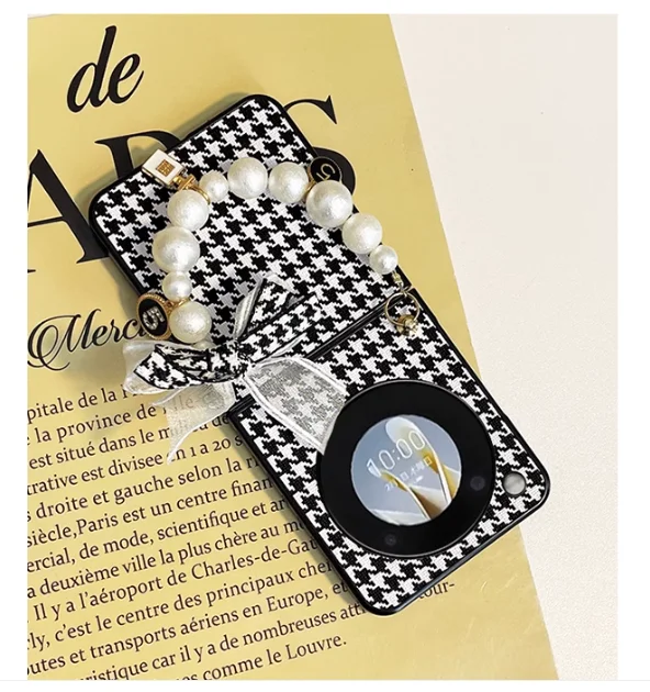 Diy Fashion Flower Cute Short Chain Phone Case For ZTE Libero Flip Case 5G For Nubia Flip Cover 2024 nubia flip2 2025 Case