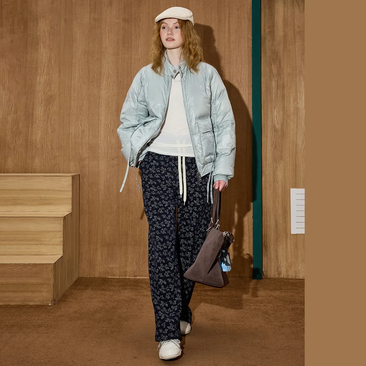 Coolhut الحد الأدنى التعادل الخصر المرأة سترة الشتاء 90% أسفل ملء عالية الرقبة معطف استرخاء صالح سترة منفوخة ملابس خارجية متعددة الاستخدامات