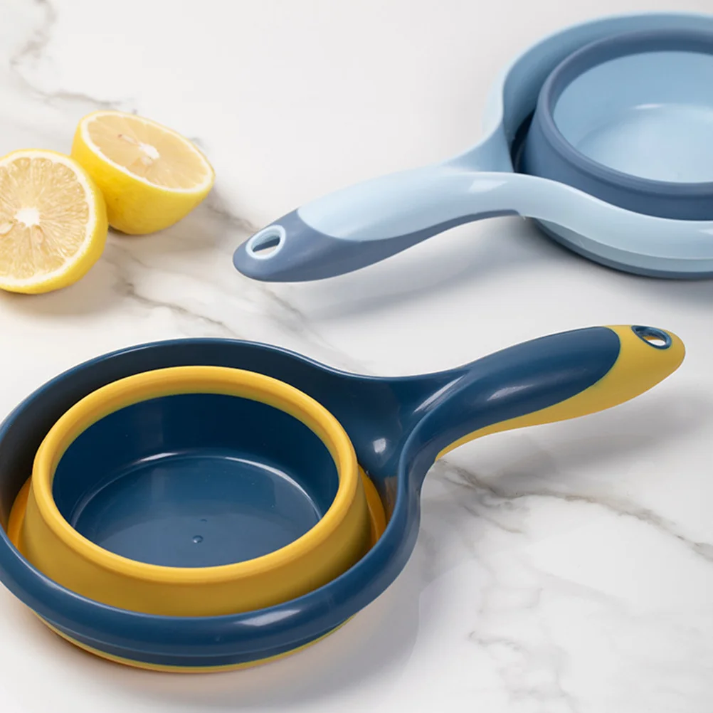 

2Pcs Long Handle Folding Water Scoops Portable Kitchen Water Ladles for Shampoo Washing Vegetables Fruit Watering